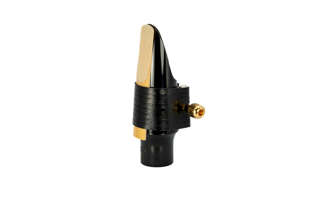 Alto Saxophone Ligature & Plastic Cap E9920