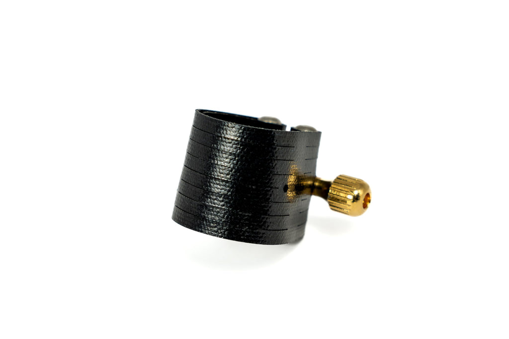 Alto Saxophone Ligature & Plastic Cap E9920