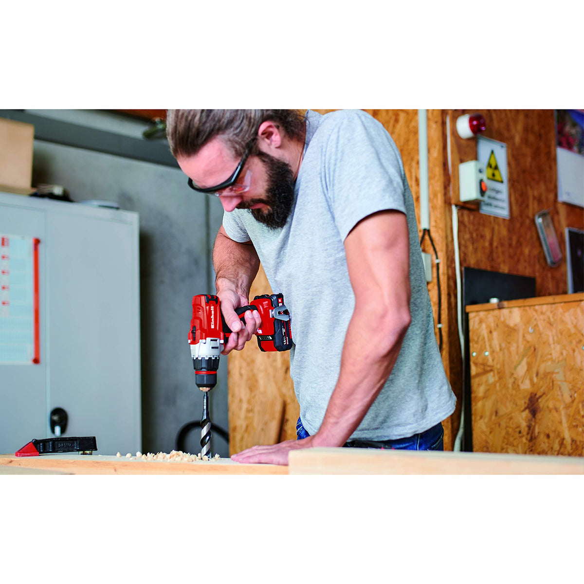 18-Volt 3/8-Inch Cordless Drill Kit with Battery and Charger B817938